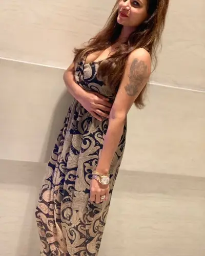 Sadulshahar Escort